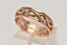 A 9CT ROSE GOLD 'CLOGAU' RING, open work band design, hallmarked 9ct Edinburgh, ring size Q