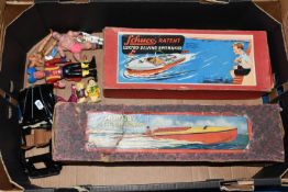 A BOXED PRE-WAR HORNBY TINPLATE CLOCKWORK SPEEDBOAT, 'Curlew' No.3, green hull, ivory deck and green