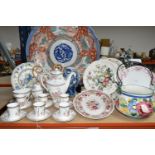 A COLLECTION OF CERAMIC WARES ETC, to include an oversize Japanese Imari style charger,