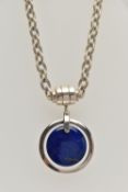 A SILVER LAPIS LAZULI PENDANT NECKLACE, circular polished lapis lazuli pendant, fitted to a Rolo