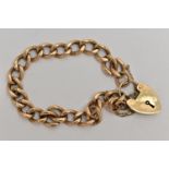 A 9CT GOLD CURB LINK BRACELET, solid links, stamped 9.375, fitted with a heart padlock clasp,