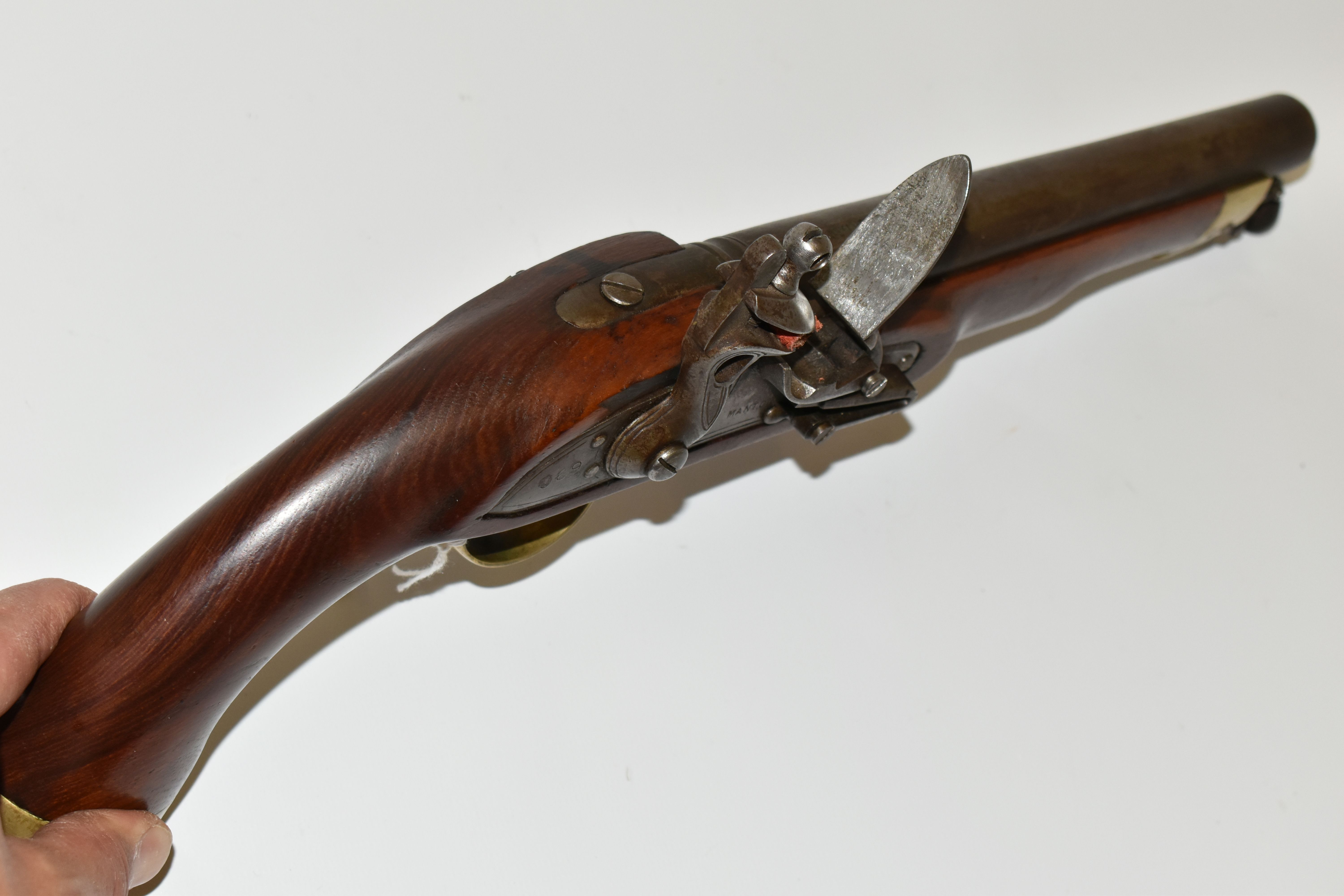 AN ANTIQUE FLINTLOCK SINGLE BARREL 17 BORE MILITARY DESIGN HOLSTER PISTOL, fitted with a 9'' - Image 7 of 8