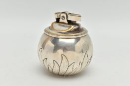 AN ELIZABETH II SILVER 'WITCHBALL' TABLE CIGARETTE LIGHTER BY WILIIAM COMYNS & SONS LTD, the