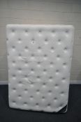 AN ARIGHI BIANCHI THE SHRIGLEY 4FT6 DIVAN BED AND MEMORY FOAM MATTRESS (condition report: good)