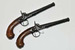 A PAIR OF ANTIQUE 20 BORE CANNON BARREL FLINTLOCK SIDELOCK PISTOLS, fitted with 6½'' turnoff