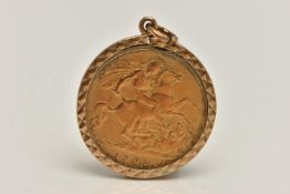 A HALF SOVEREIGN GOLD COIN PENDANT, Edward VII half sovereign dated 1905, collet textured mount,