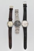 THREE GENTS WRISTWATCHES, to include a 'Seiko Automatic Sea Horse' round silver dial, baton markers,