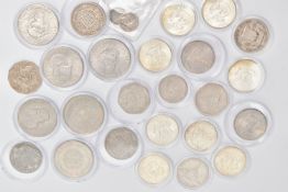 A QUANTITY OF USA HALF DOLLAR COINS, to include 8 x Kennedy Half Dollars 1964, a Bell Half Dollar