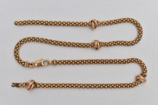 A 9CT GOLD CHAIN NECKLACE, AF snake chain with twist detail, fitted with a lobster clasp, stamped