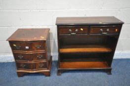 A REPRODUCTION MAHOGANY CHEST OF THREE DRAWER BEDSIDE CHEST, width 46cm x depth 37cm x height