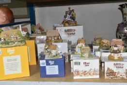SIXTEEN BOXED LILLIPUT LANE SCULPTURES FROM COLLECTORS CLUB AND SYMBOL OF MEMBERSHIP, comprising