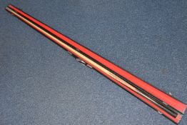 A PADMORE & SONS OF BIRMINGHAM ONE PIECE CUE, 16.5 OZS, with hard carry case (1) (Condition