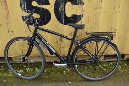 A SPECIALIZED GLOBE GENTS BIKE (condition report: signs of wear)