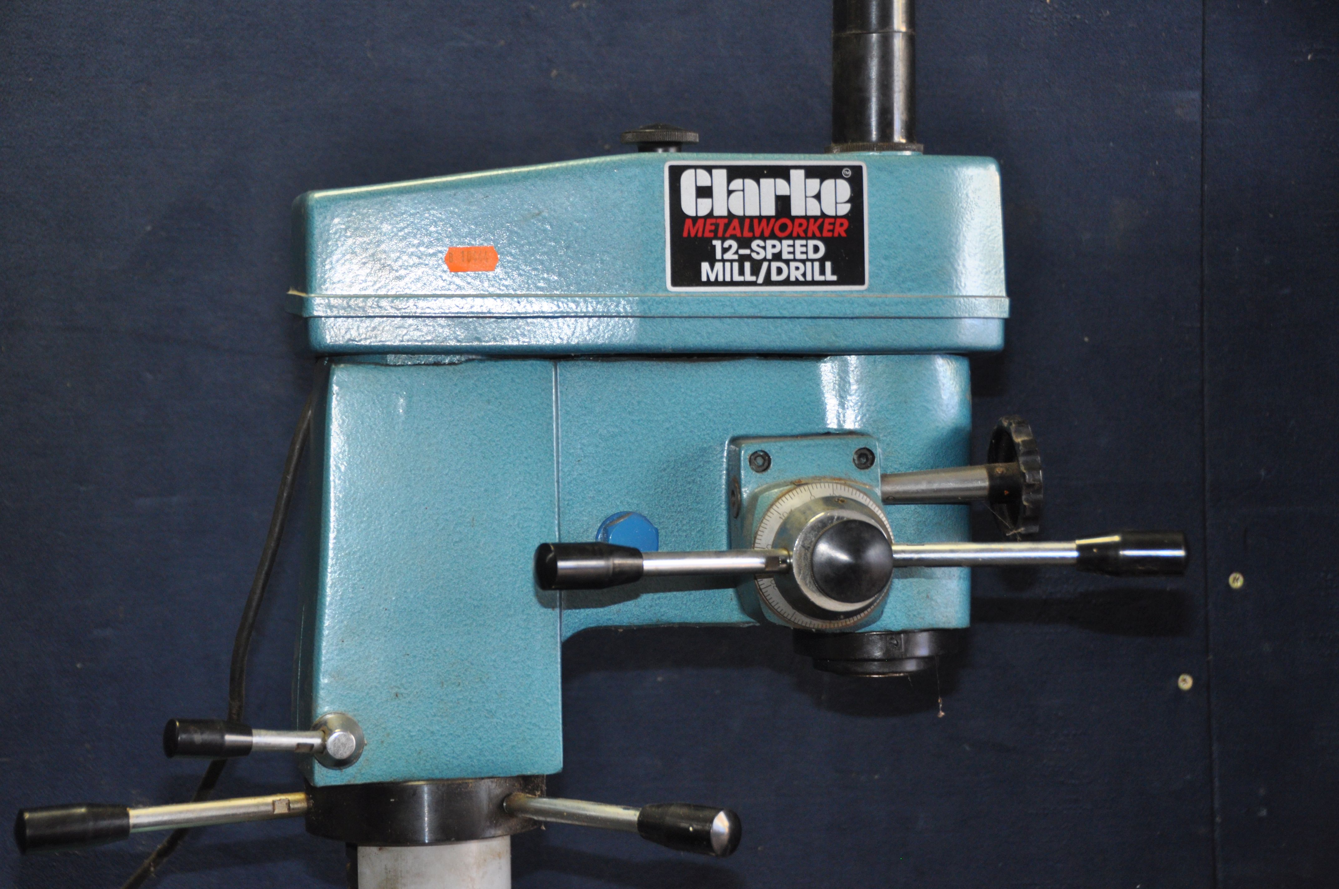 Accessoire Mortaises Clarke CMA1B - Pour Perceuse - 4 Burins Inclus (1/4", 3/8", 1/2", 5/8") - Coupe évidents Carrés Dans Le Bois