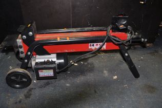 A FOX GARDEN 6 TON HYDRAULIC LOG SPLITTER (PAT pass and working)