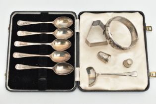 A SMALL QUANTITY OF SILVER ITEMS, to include a cased set of five teaspoons, hallmarked