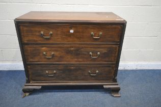 A GEORGIAN MAHOGANY CHEST OF TWO SHORT OVER TWO LONG DRAWERS, with brass swan neck handles, on