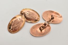 A PAIR OF 9CT ROSE GOLD CUFFLINKS, oval cufflinks engraved with initials, between chain links,