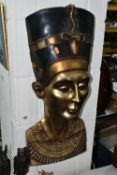 A SMALL COLLECTION OF MODERN 'ANCIENT EGYPTIAN' THEMED ITEMS, to include a large wall decoration