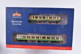 A BOXED BACHMANN BRANCHLINE MODEL RAILWAYS TWIN PACK, OO Gauge, 'Highlander' Coach Pack, BR MK2A TSO