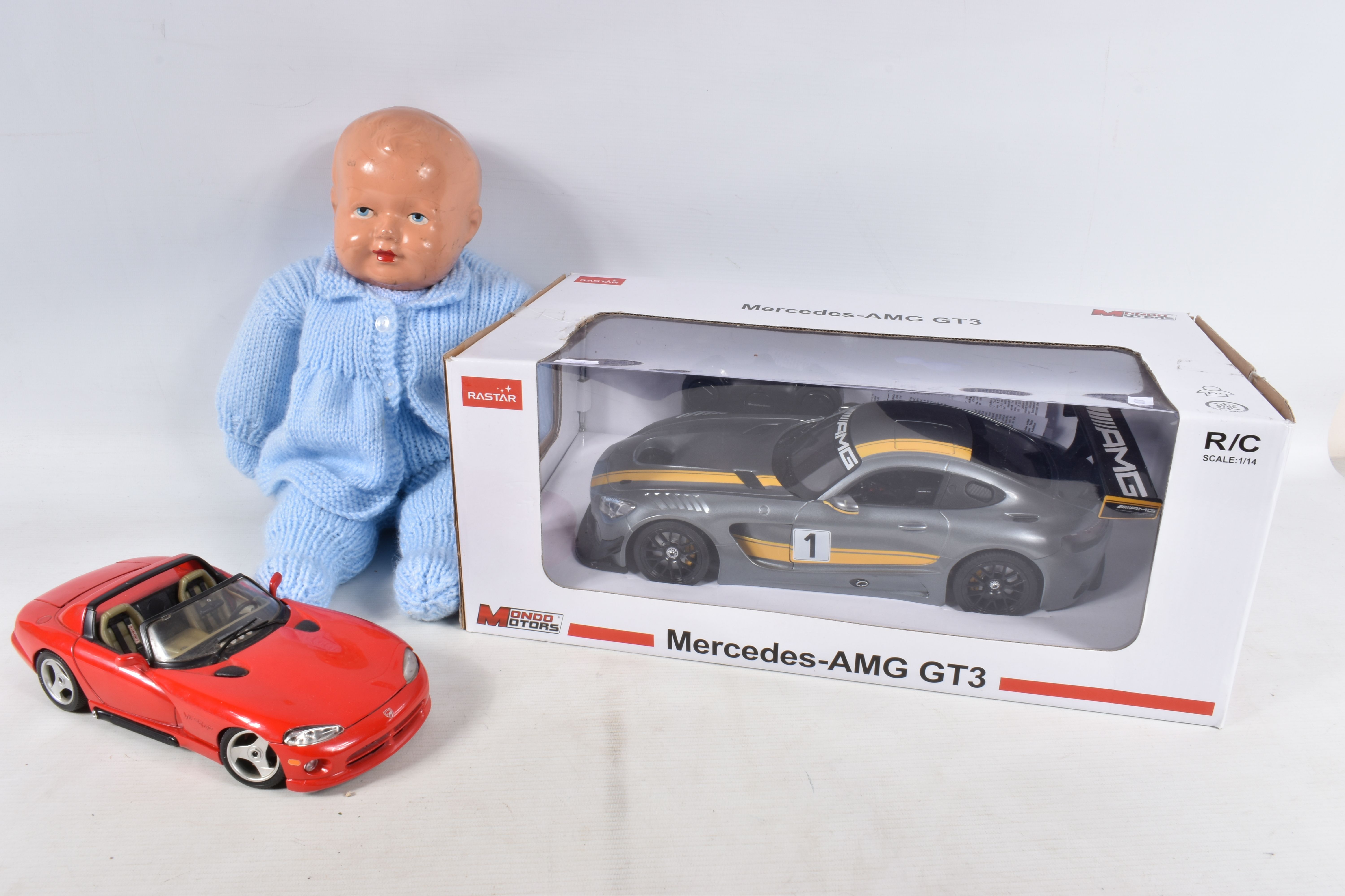 A BOXED RASTAR MONDO MOTORS RADIO CONTROL MERCEDES-AMG GT3 RACING CAR, 1/14 scale, not tested but