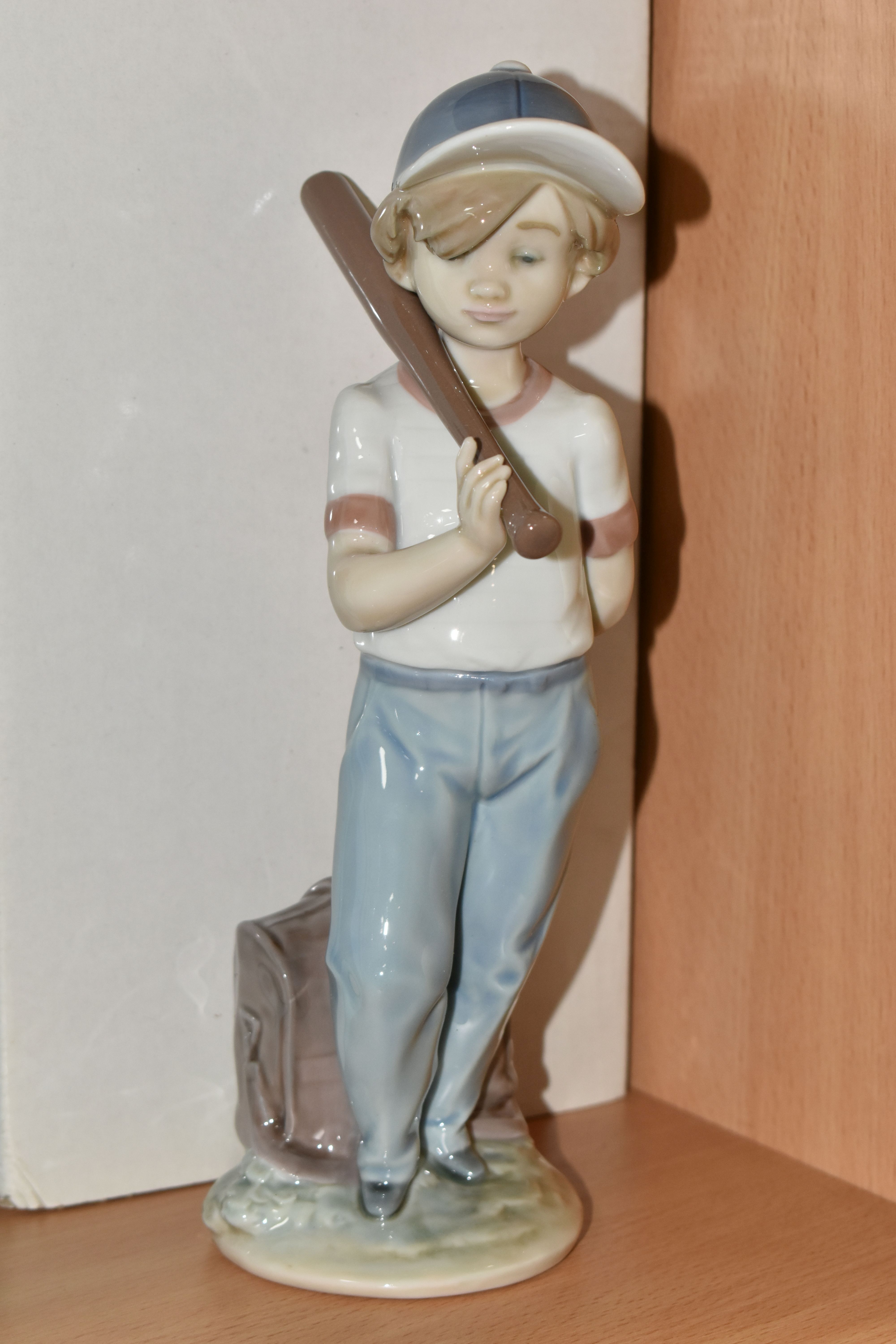 FOUR BOXED LLADRO COLLECTORS SOCIETY FIGURES, comprising no. 7609 'My Buddy', modelled by Antonio - Image 2 of 6