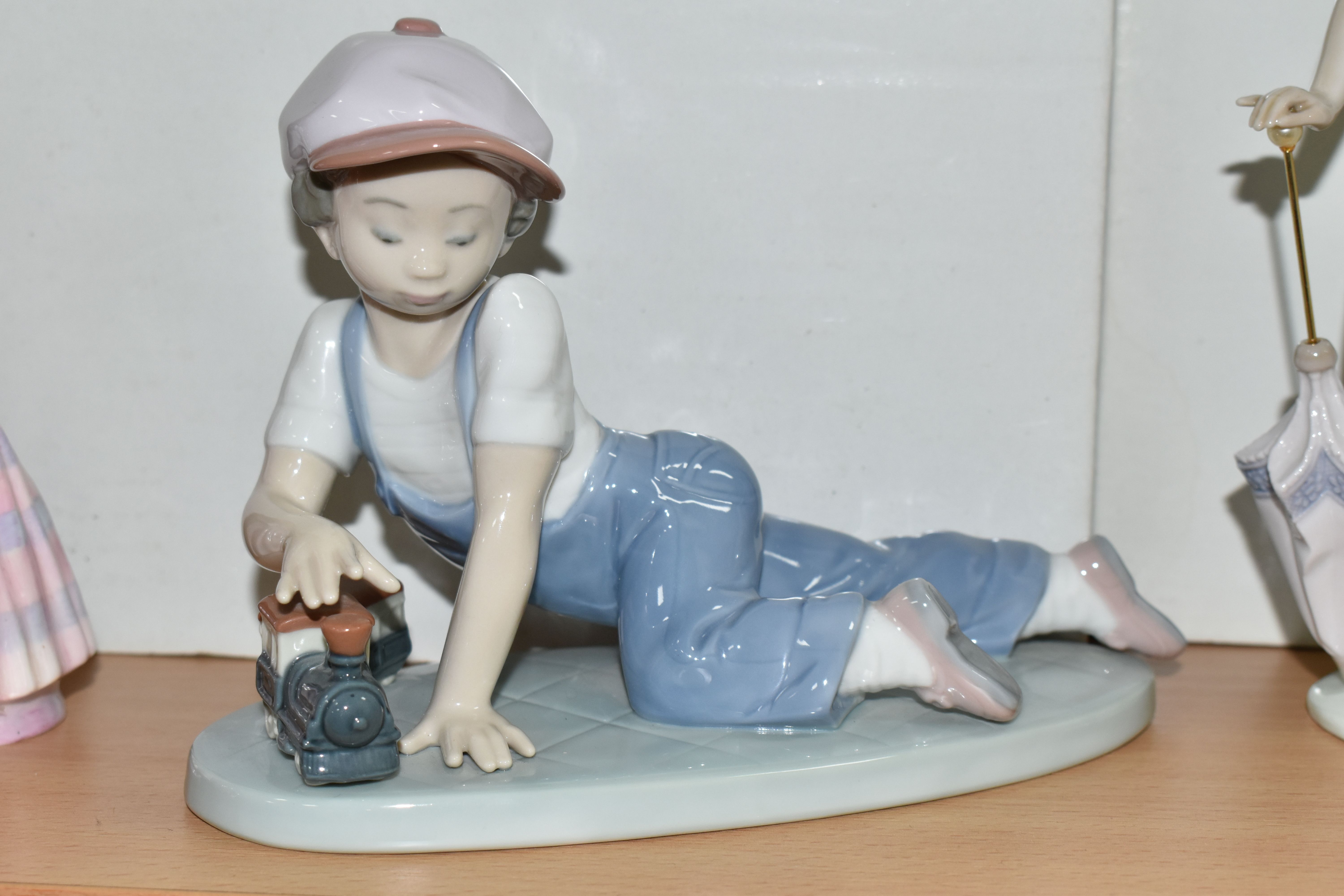 FOUR BOXED LLADRO COLLECTORS SOCIETY FIGURES, comprising no. 7609 'My Buddy', modelled by Antonio - Image 5 of 6