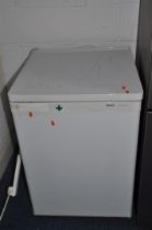 A BOSCH UNDER COUNTER FRIDGE width 60cm depth 62cm height 85cm (PAT pass and working at 5 degrees)