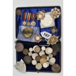 A SMALL ASSORTMENT OF MEDALS AND COINS, to include three silver and yellow metal medals, each