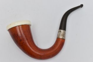 AN EDWARDIAN PIPE, the curved pipe with silver band, hallmark for Birmingham 1907, length 155mm