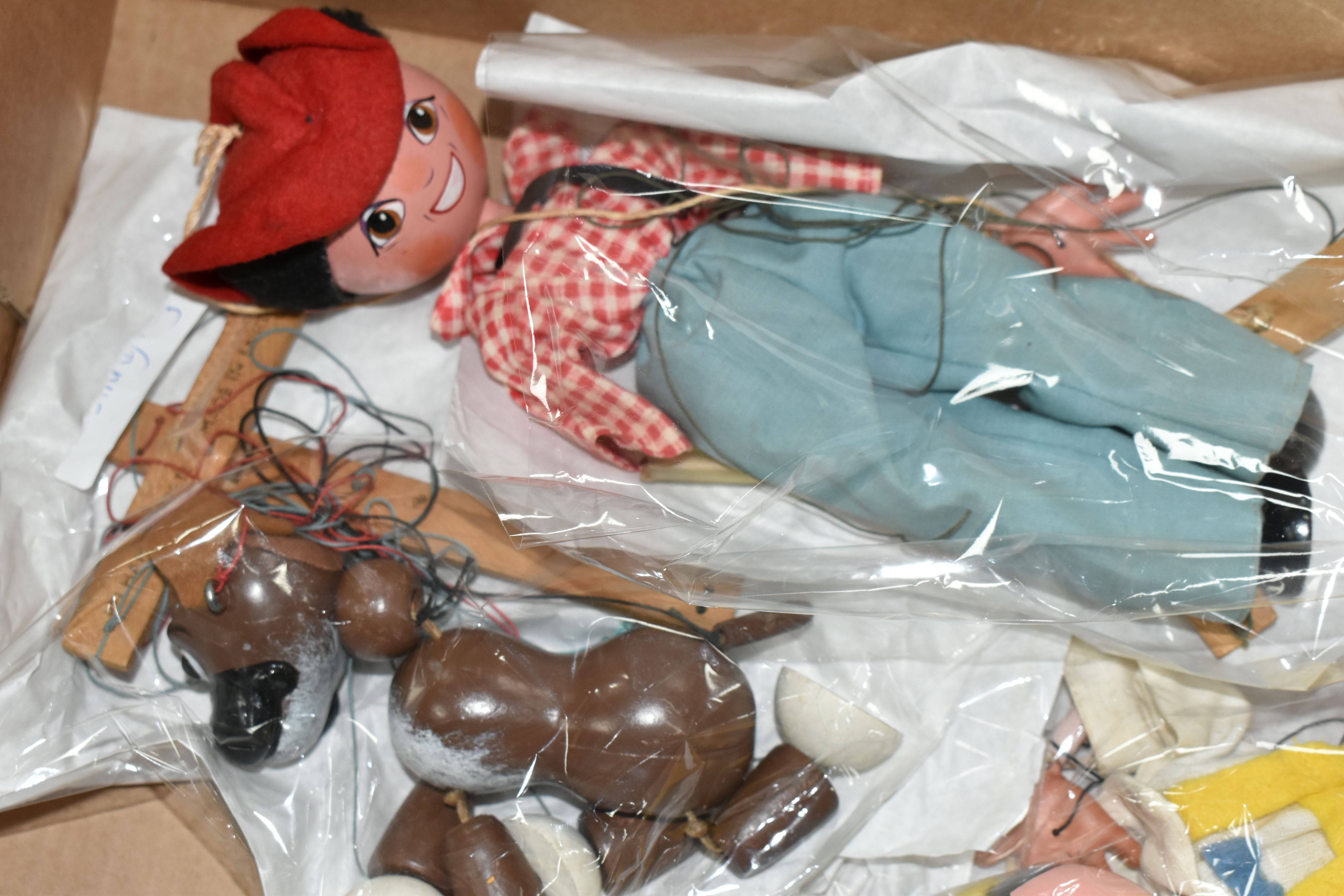 A BOX OF PELHAM PUPPETS, seven puppets comprising Cowboy, Dutch Girl, Wolf, Pinocchio, Bengo and two - Image 5 of 5
