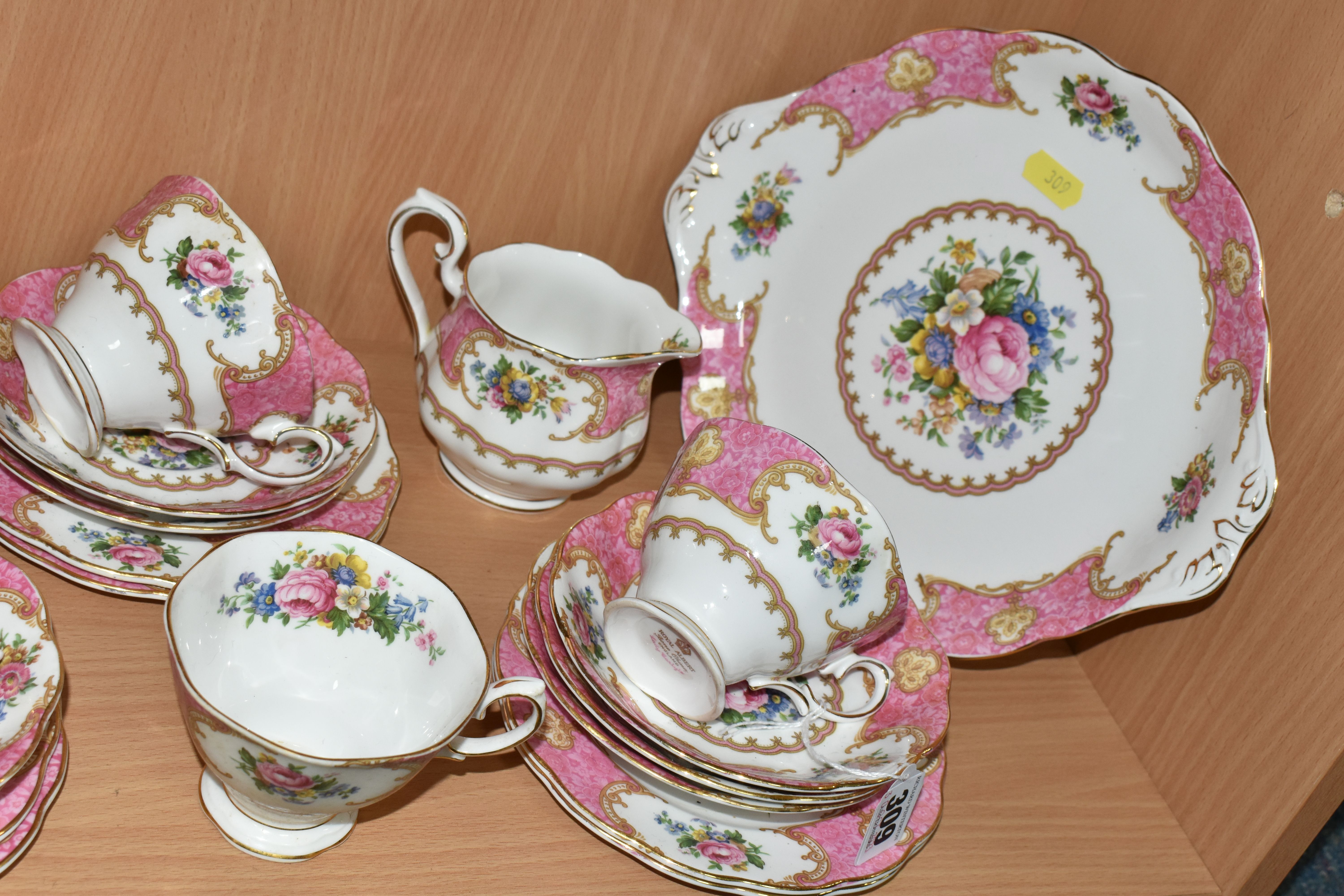 A THIRTY FOUR PIECE ROYAL ALBERT 'LADY CARLYLE' TEA SET, comprising two cake plates, a cream jug, - Image 4 of 7