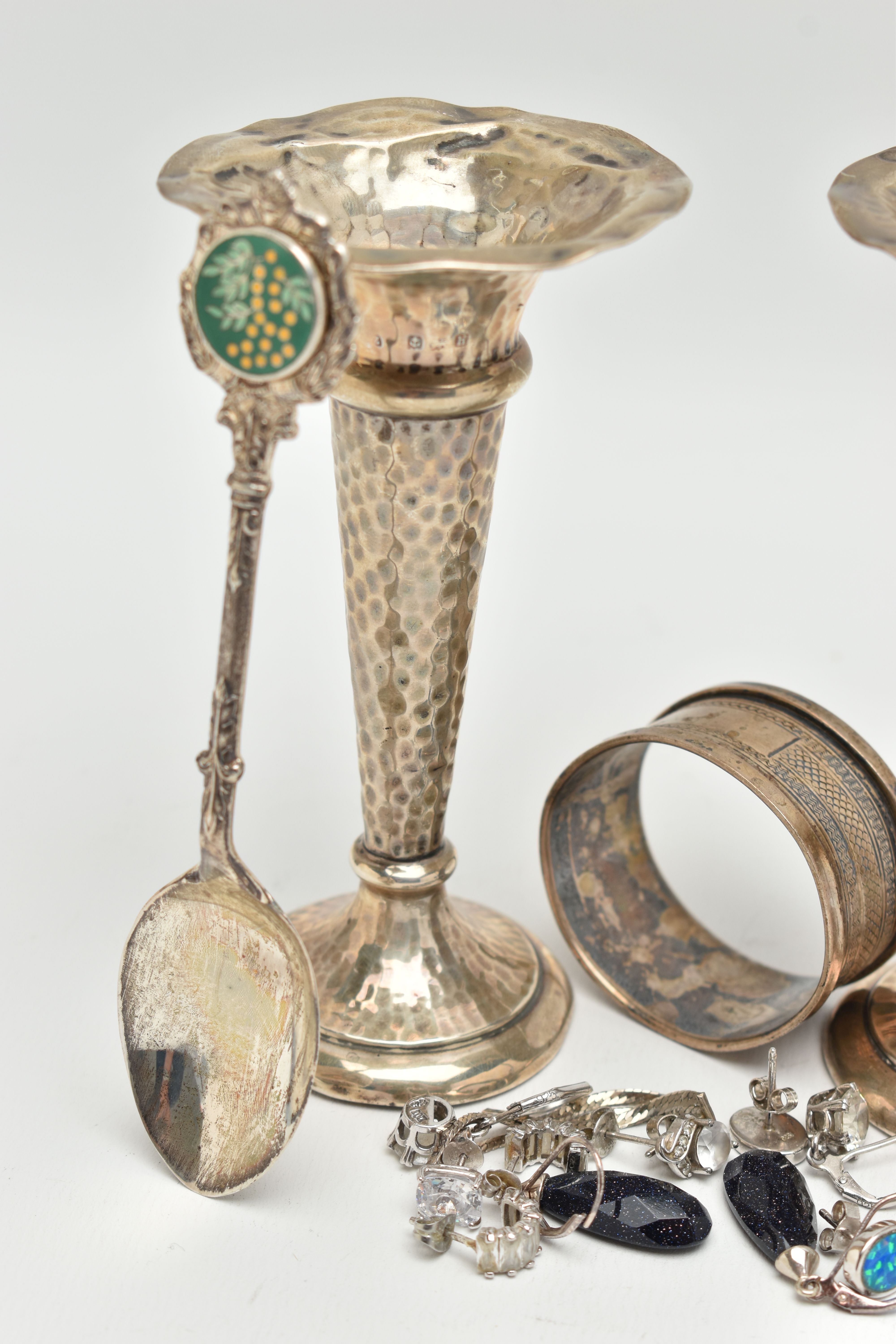 A SMALL ASSORTMENT OF SILVER ITEMS, to include a pair of weighted base posey vases, a silver - Image 3 of 5