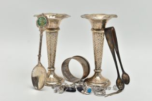 A SMALL ASSORTMENT OF SILVER ITEMS, to include a pair of weighted base posey vases, a silver