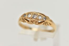 AN EARLY 20TH CENTURY 18CT GOLD DIAMOND RING, designed as a graduated line of five old cut