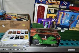 A QUANTITY OF MAINLY BOXED MODERN DIECAST VEHICLES, to include Mattel Masters of the Universe Road