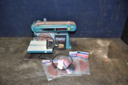 A CLARKE WOODWORKER CS4-6E BELT AND DISC SANDER with mitre guide and sanding discs (PAT pass and