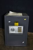 A HILKA S-50EA(2) ELECTRONIC SAFE with manual and code (no key) width 35cm depth 31cm height 50cm