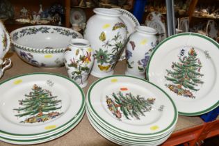 A GROUP OF SPODE CHRISTMAS TREE PLATES AND PORTMEIRION BOTANIC GARDEN VASES, comprising twelve Spode