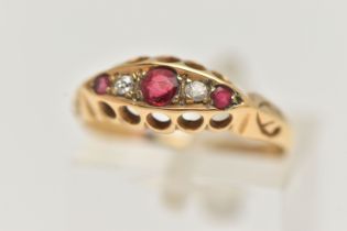 AN EDWARDIAN 18CT YELLOW GOLD DIAMOND RUBY AND PASTE FIVE-STONE RING, set with two old cut diamonds,