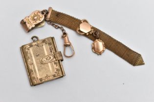 AN EARLY 20TH CENTURY MESH POCKET WATCH FOB CHAIN, a gilt metal mesh ribbon fitted with a gold front