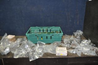A TRAY CONTAINING WOOD TURNING ACCESSORIES AND RECORD LATHE PARTS including tool rests and stand,
