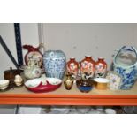 A GROUP OF EARLY 20TH CENTURY CERAMICS, comprising a blue and white Chinese water bucket, a hand