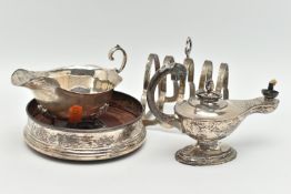FOUR PIECES OF SILVER, to include a toast rack, hallmarked 'Bishton's Ltd' Birmingham 1947, a