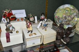 A GROUP OF 'THE WIND OF THE WILLOWS' TRINKET BOXES, FIGURES AND COLLECTORS PLATES, comprising six