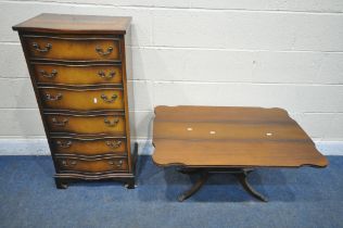 A REPRODUCTION MAHOGANY SERPENTINE CHEST OF SIX DRAWERS, width 50cm x depth 37cm x height 102cm,