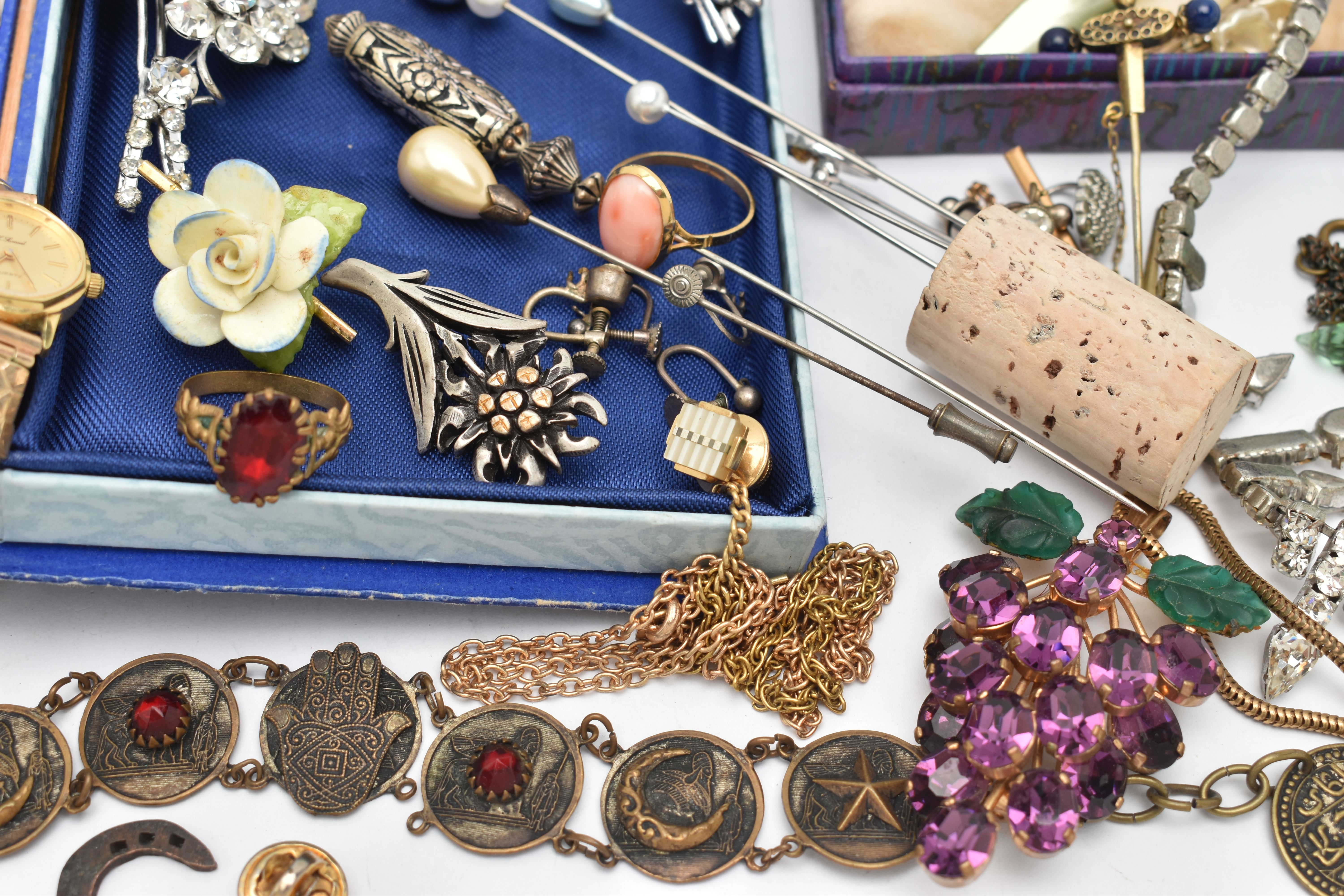 A SELECTION OF COSTUME JEWELLERY, to include two early 20th century faceted bead necklaces, a - Image 12 of 12