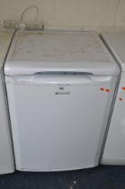 A HOTPOINT FZA34 UNDER COUNTER FREEZER width 60cm depth 63cm height 85cm (PAT pass and working at -