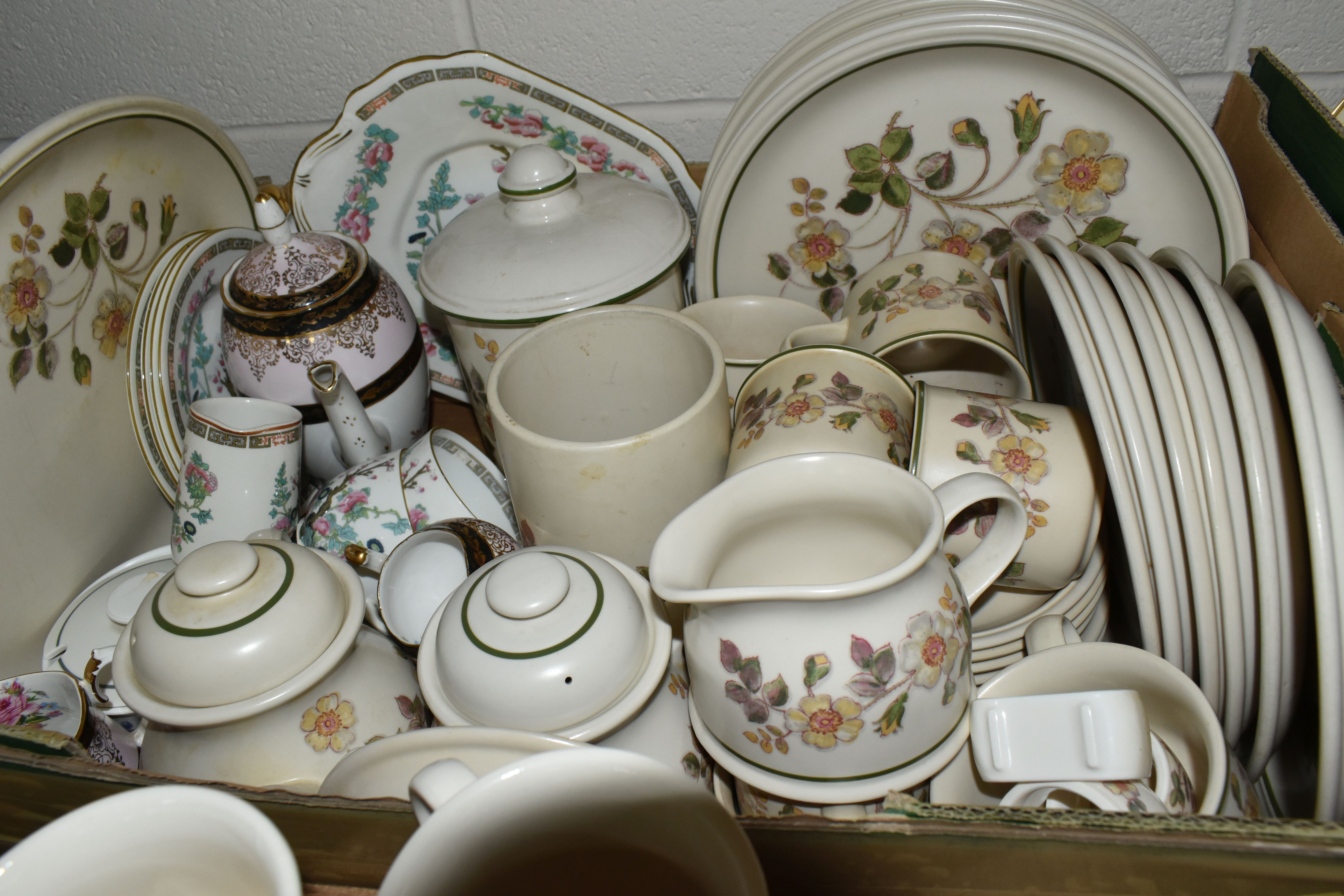 SIX BOXES OF TEA AND DINNER WARES ETC, to include green Denby Stoneware, Stanley rose pattern tea - Image 5 of 6