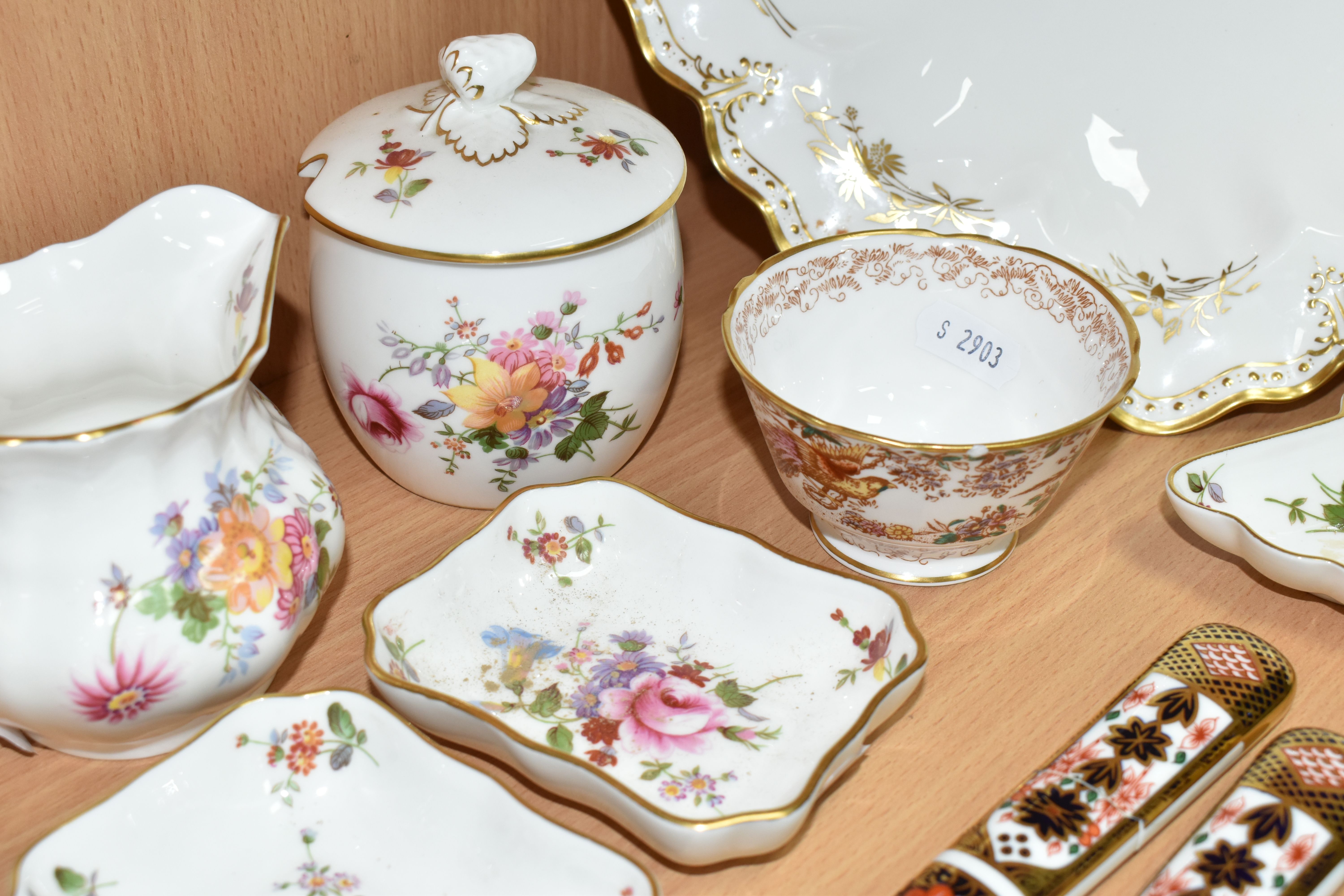 A COLLECTION OF ROYAL CROWN DERBY TEA WARES, comprising two Imari bread knives, for sale to OVER 18s - Image 10 of 10